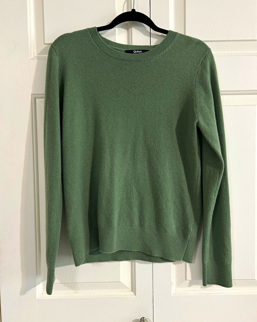 Quince Green 100% Cashmere Knit Crew Neck Long Sleeve Pullover Sweater Women’s M